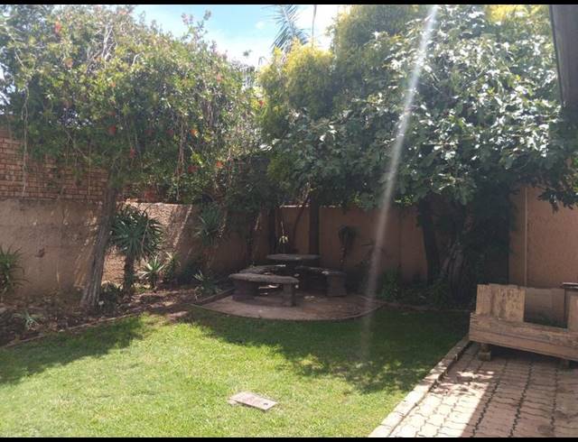 3 BEDROOM HOUSE FOR SALE IN HOMELAKE